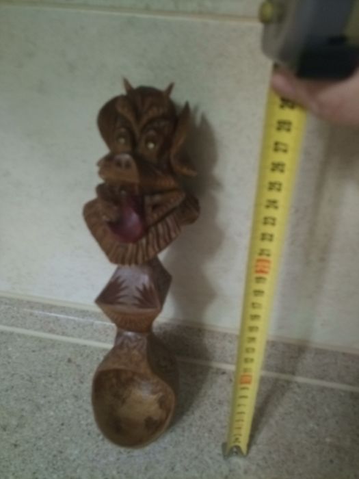 Декоративная деревянная ложкаа