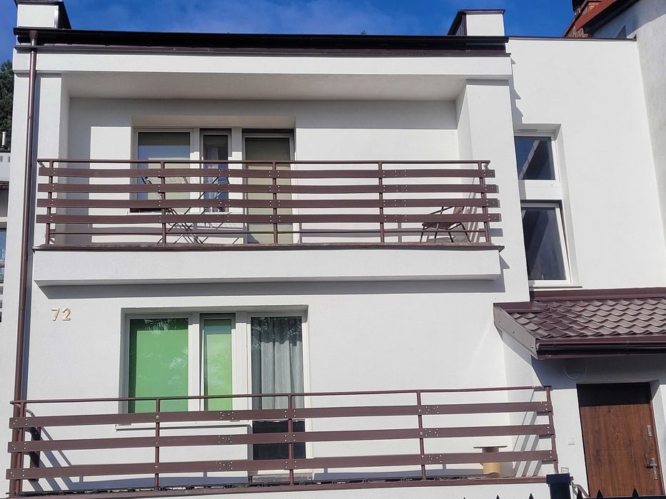 wynajmę miejsca w pokoju czteroosobowym dla pracujących