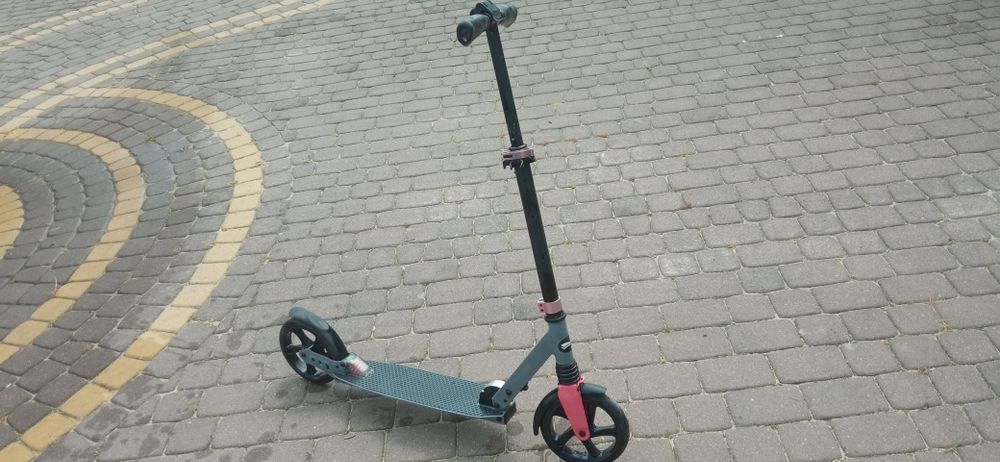Hulajnoga crivit duża