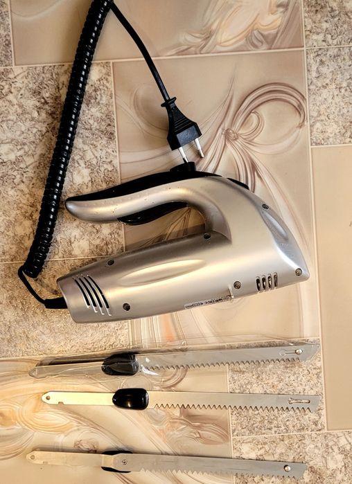 Продам електроніж AEG