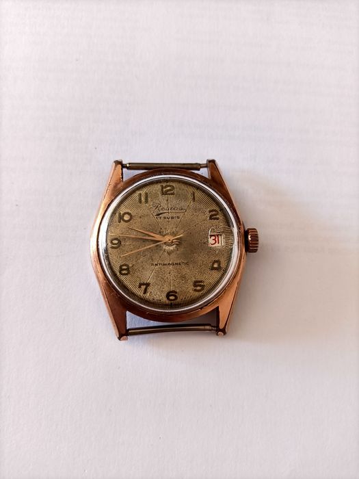 Relógios de pulso de corda para homem antigos