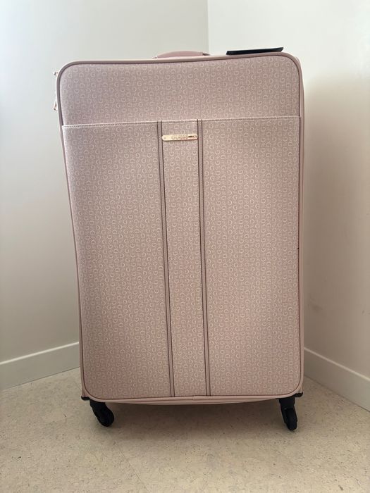 Велика валіза guess (оригінал з сша)