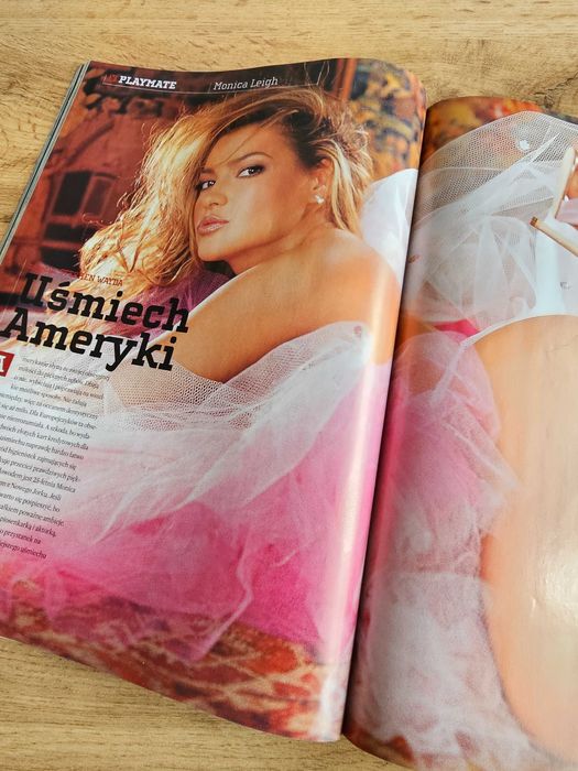 Playboy 4/2006 - Monica Leigh, Magdalena Soczyńska, Jan Frycz