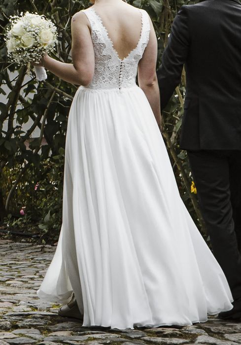 Suknia ślubna 36-40 Biały odcień Śmietanka