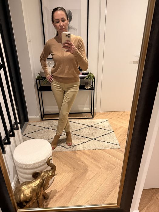 Sweterek ZARA beżowy roz XL wypada M