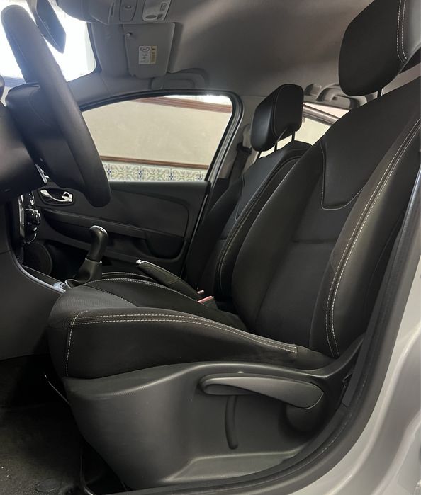 Renault Clio 1.5 DCI Poucos Quilómetros