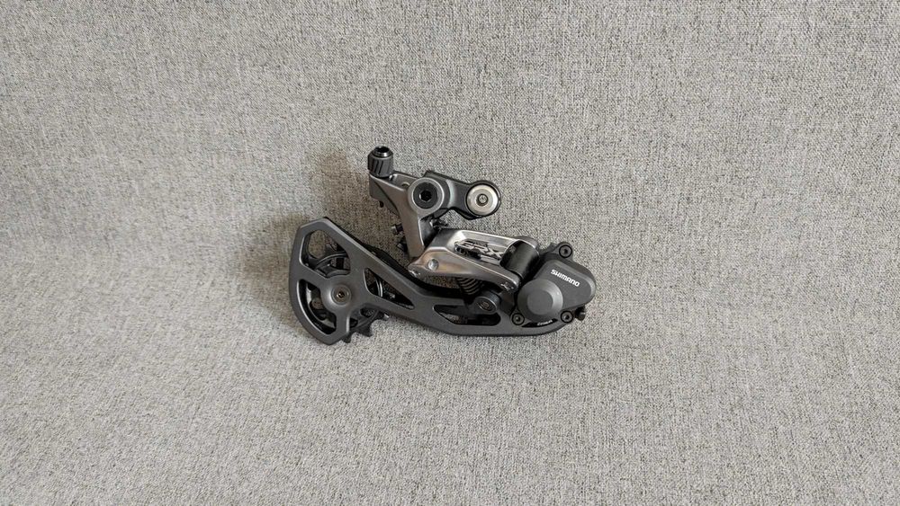 Переключатель Shimano GRX RD-RX810 Shadow+ 11s