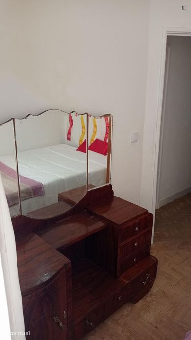 Apartamento com 2 quartos - localizado em Santa Apolónia Lisbon