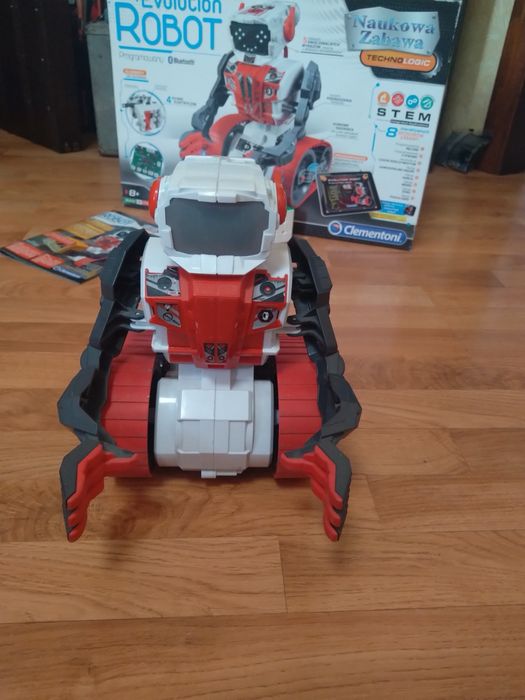 Робот Robot Evolution
