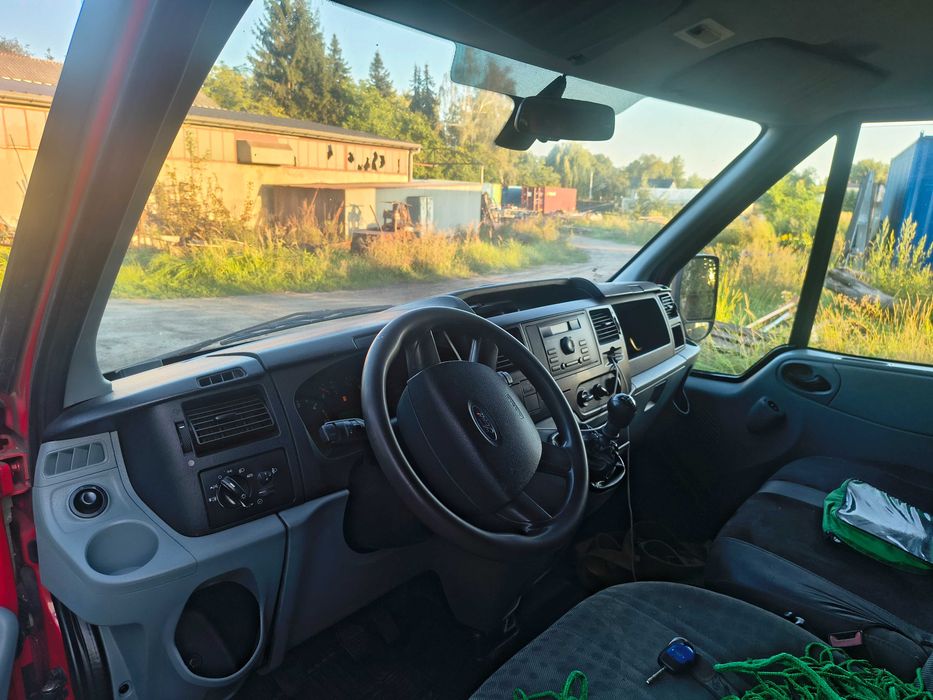 Ford Transit doka bliźniak