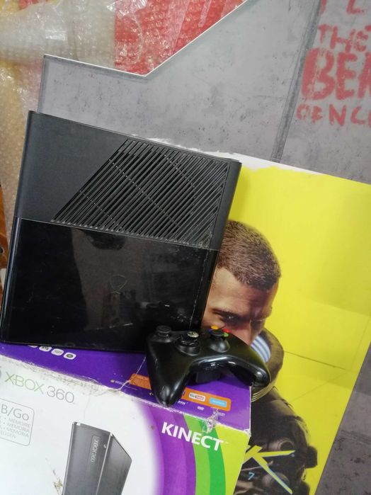 Konsola Xbox 360 dysk 250 gb Pad Oryginalny
