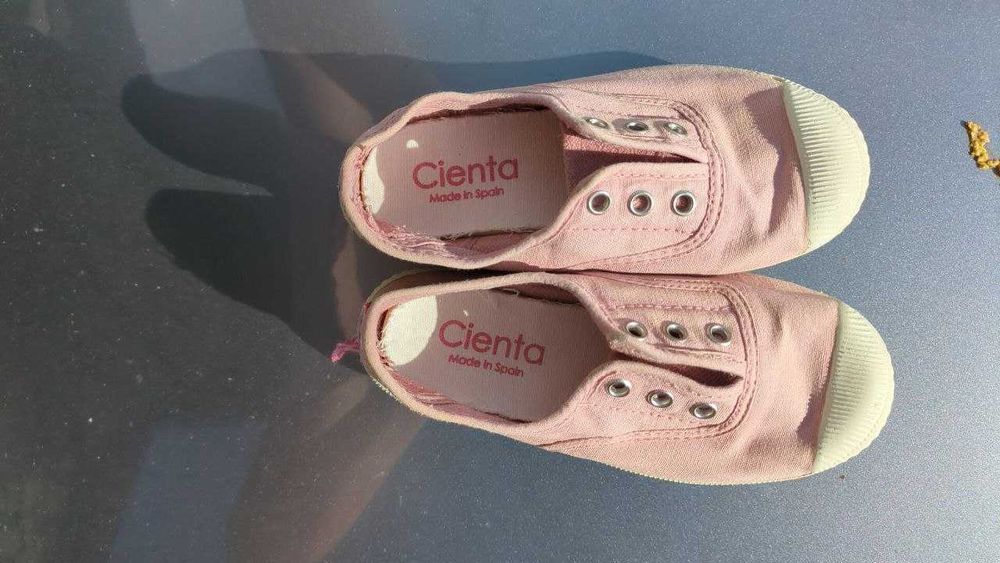 Макасини для дівчинки