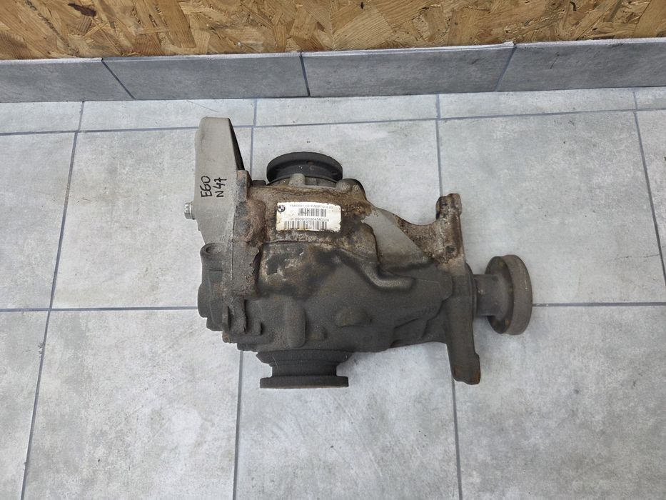 Most dyfer dyferencjał tylny BMW E60 E61 520d N47 177KM 3.23