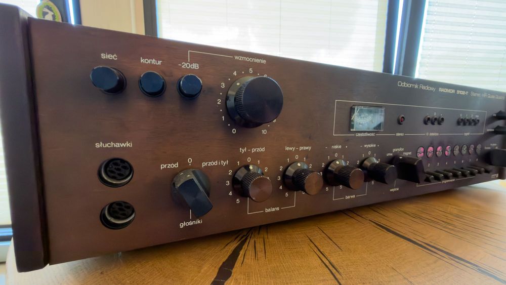 STEREO HiFi   - R A D M O R  5102 T  -  Amplituner