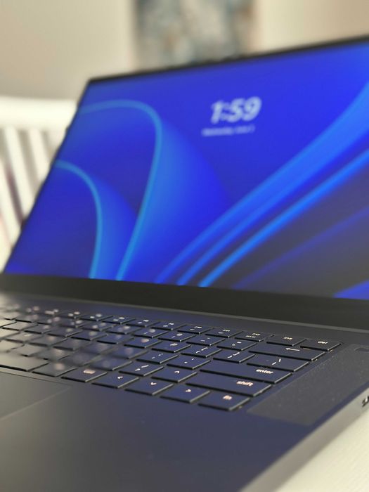 Razer Blade 15 (2019) – 32GB RAM | GTX 1660 Ti | Bateria Nova + Capa
