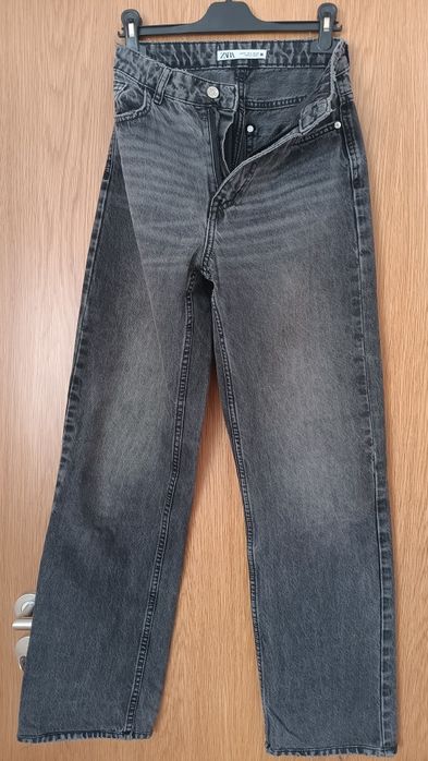 Calças de ganga de menina