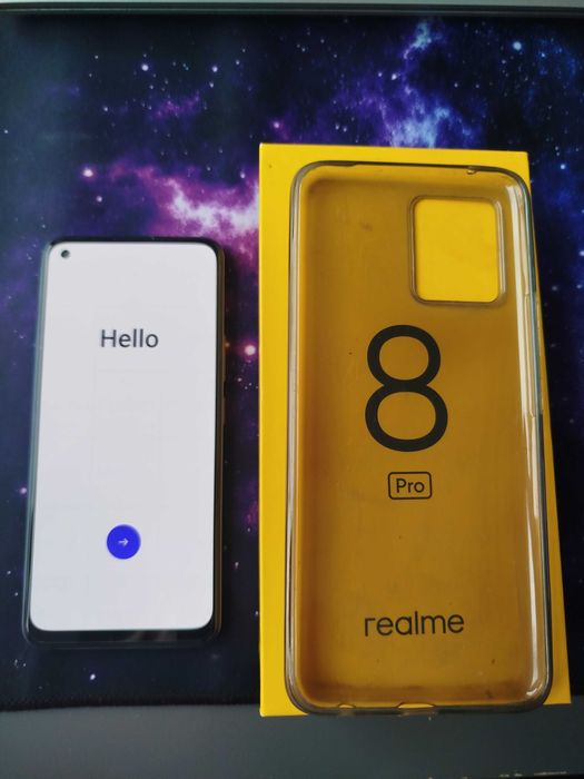 Realme 8 Pro 128GB 8GB RAM + oryginalne etui Realme + szkło