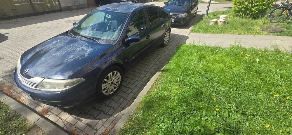Renault Laguna II 1.6 benzyna 2001