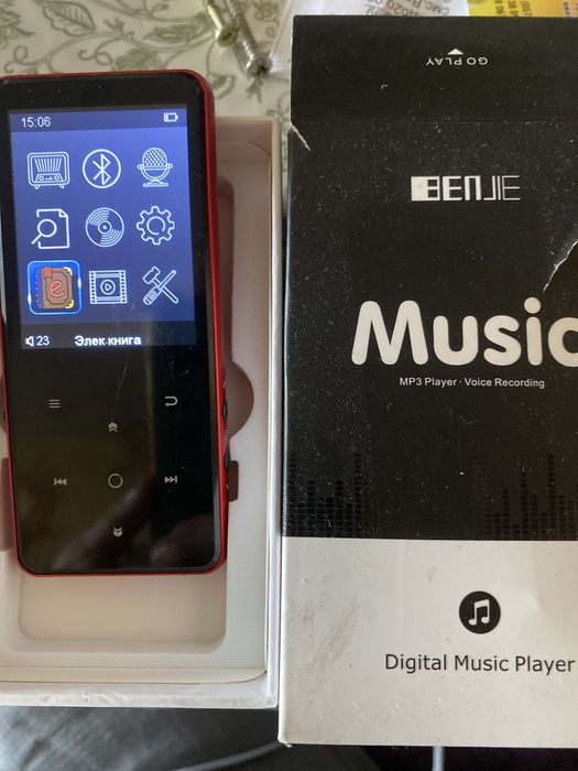 Hi-Fi MP3/MP4-плеер 16гб