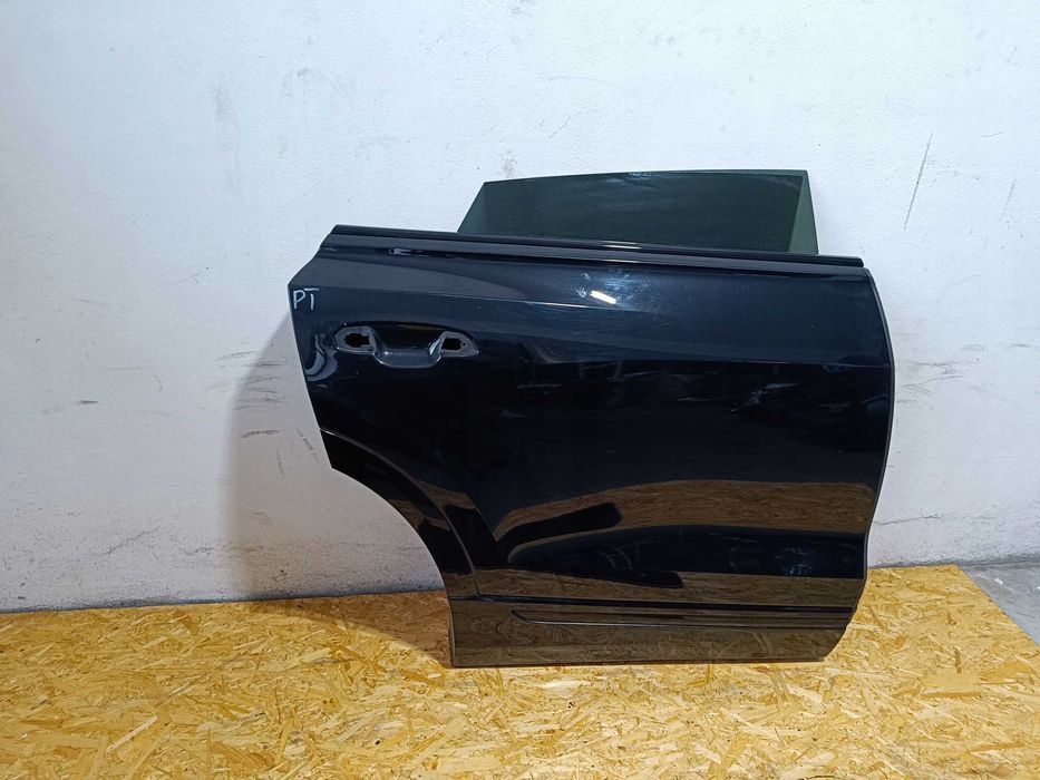 Двери передние задние правые левые Audi Q8 4M разборка