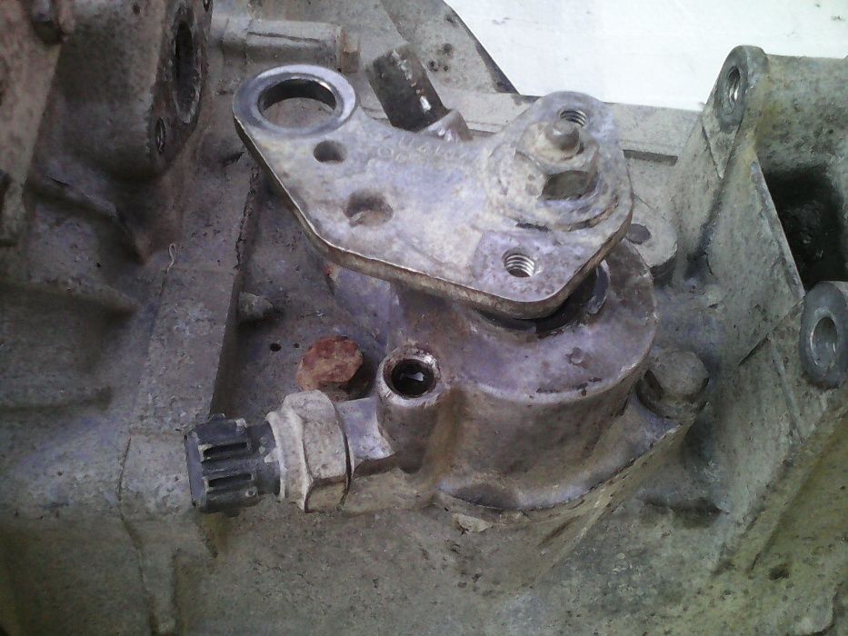 Блок механізм вилка переключення передач vw 0AF301230 A, 02T301230 s,