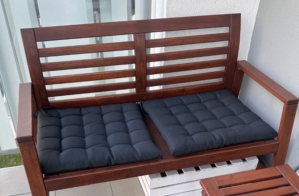 zestaw mebli ogrodowych  , model Applaro.