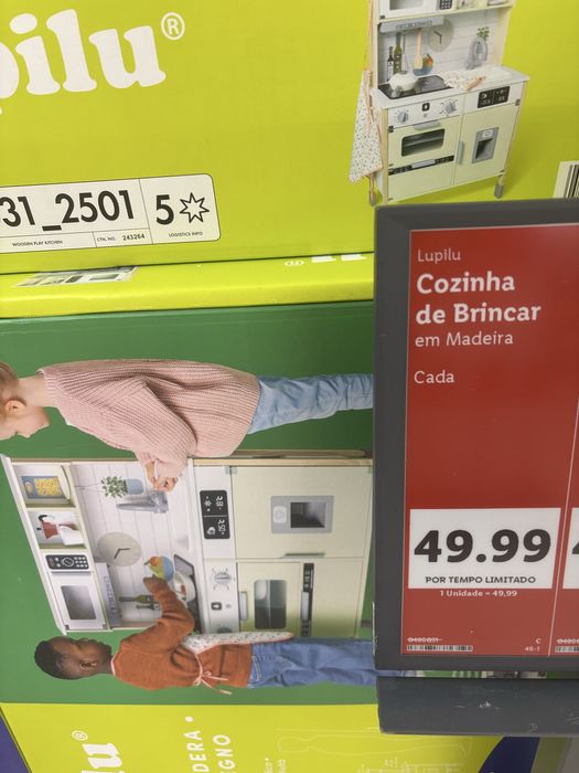 Cozinha de brincar montada