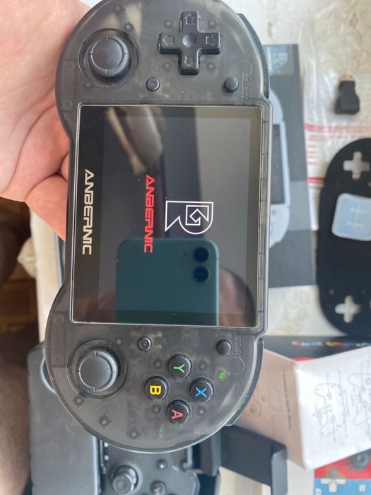 Продам ігрову портативну консоль ANBERNIC RG353P