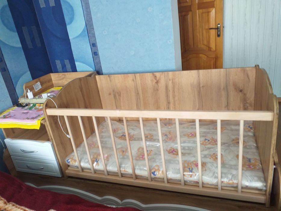 Продам дитячу краватку трансформер