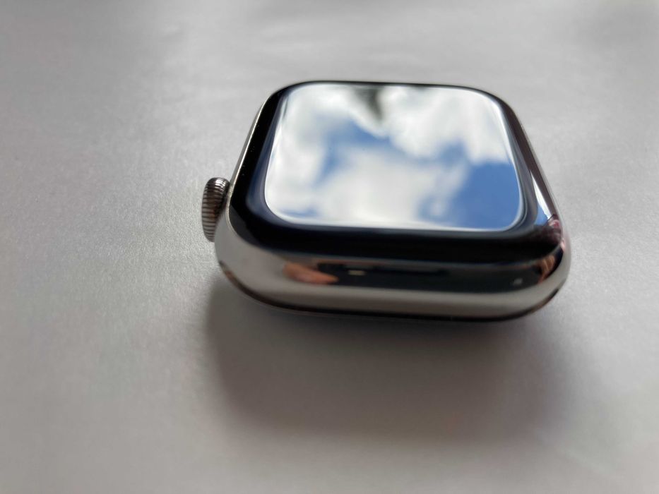 Apple Watch Series 7 - 45mm GPS LTE em AÇO