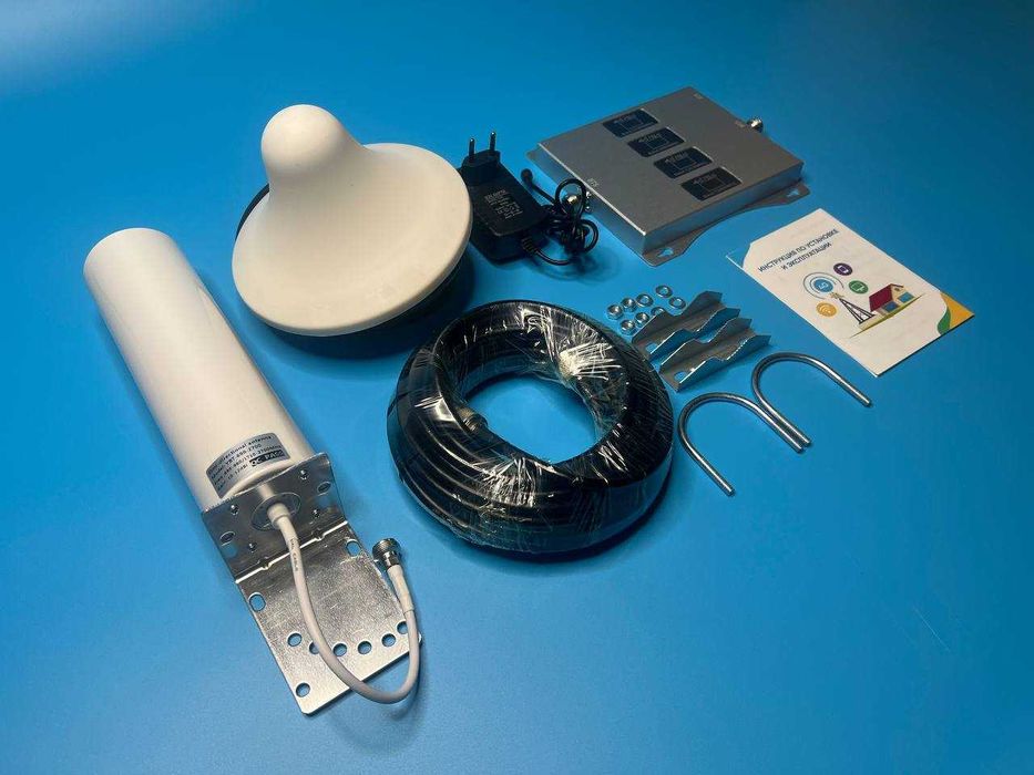 Усилитель связи 3G 4G LTE GSM репитер 4 диапазона  900 1800 2100 2600