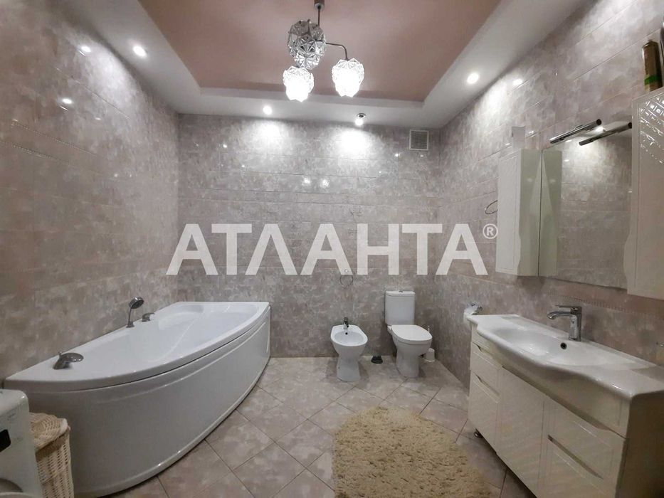У продажу будинок  преміум класу в Золотой гірці на 10 сотках землі.