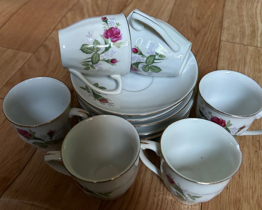 Conjunto de porcelana64285215156867120