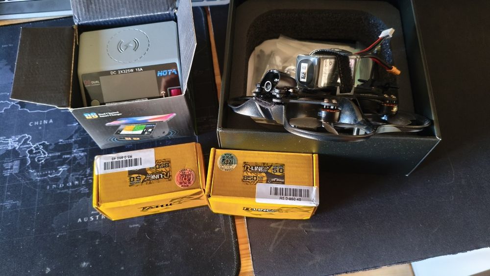 Drone Cinebot 25 mini drone goggles FPV