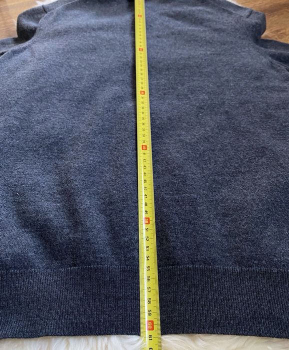 Sweter męski Emporio Armani ze 100% dziewiczej wełny