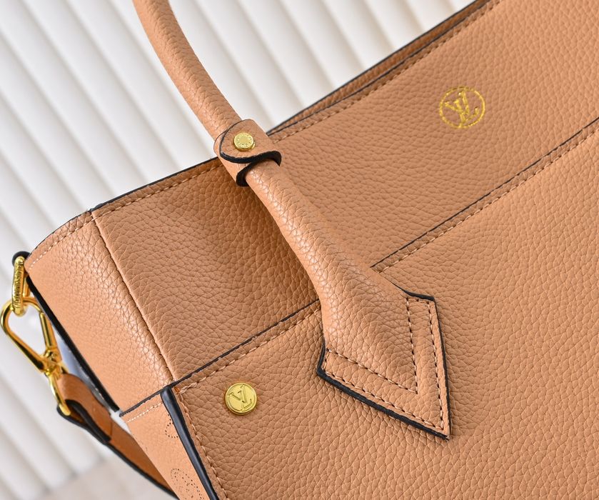 Жіноча сумка LOUIS VUITTON M53826