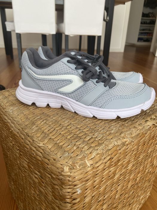 Sapatilhas cinzentas - Decathlon