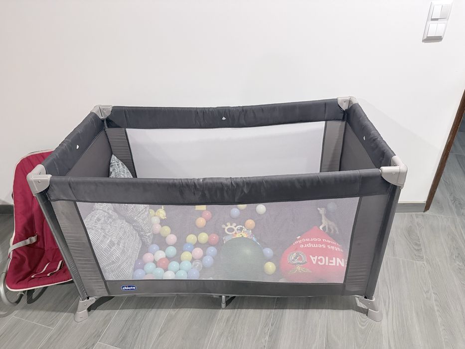 Cama de viagem / parque infantil chicco