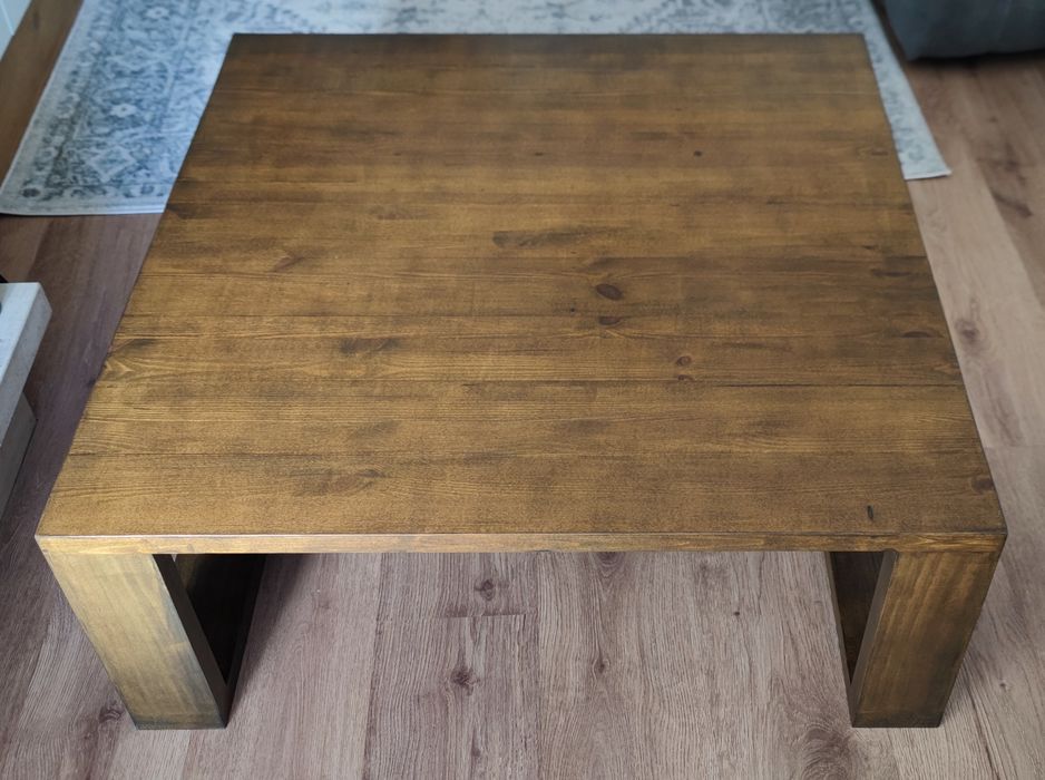 Mesa de centro em madeira
