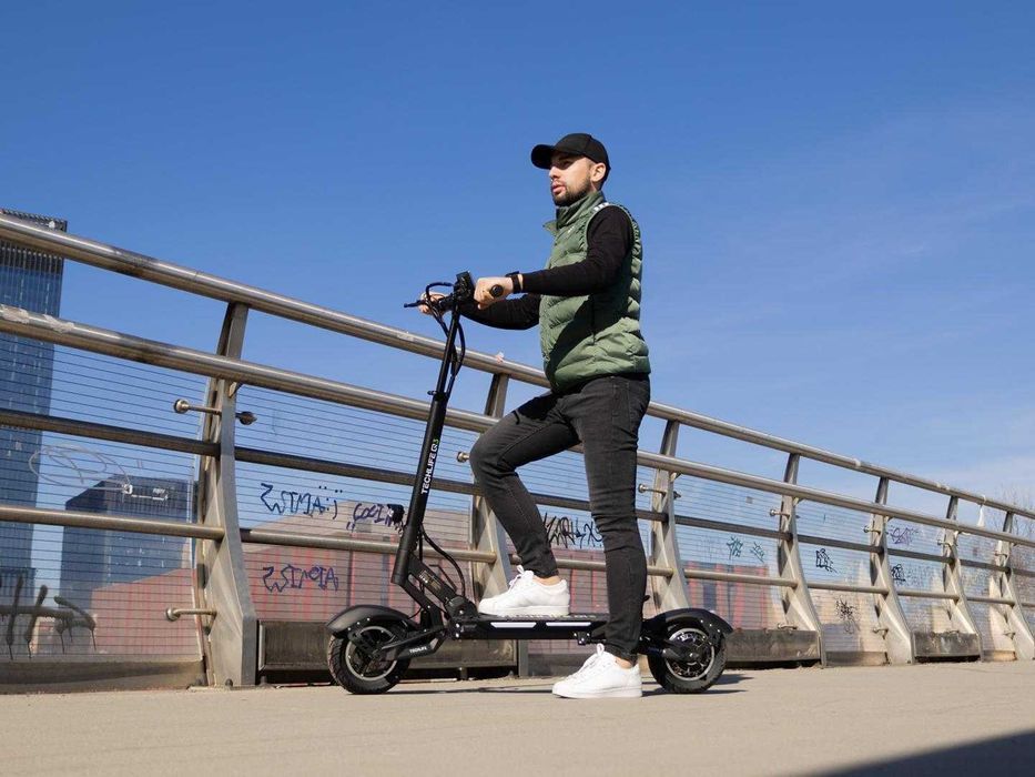 Hulajnoga Elektryczna 1365W Duży Zasięg 50km Amortyzacja TECHLIFE Q3