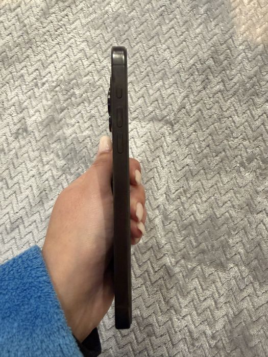 Iphone 15 pro max como novo