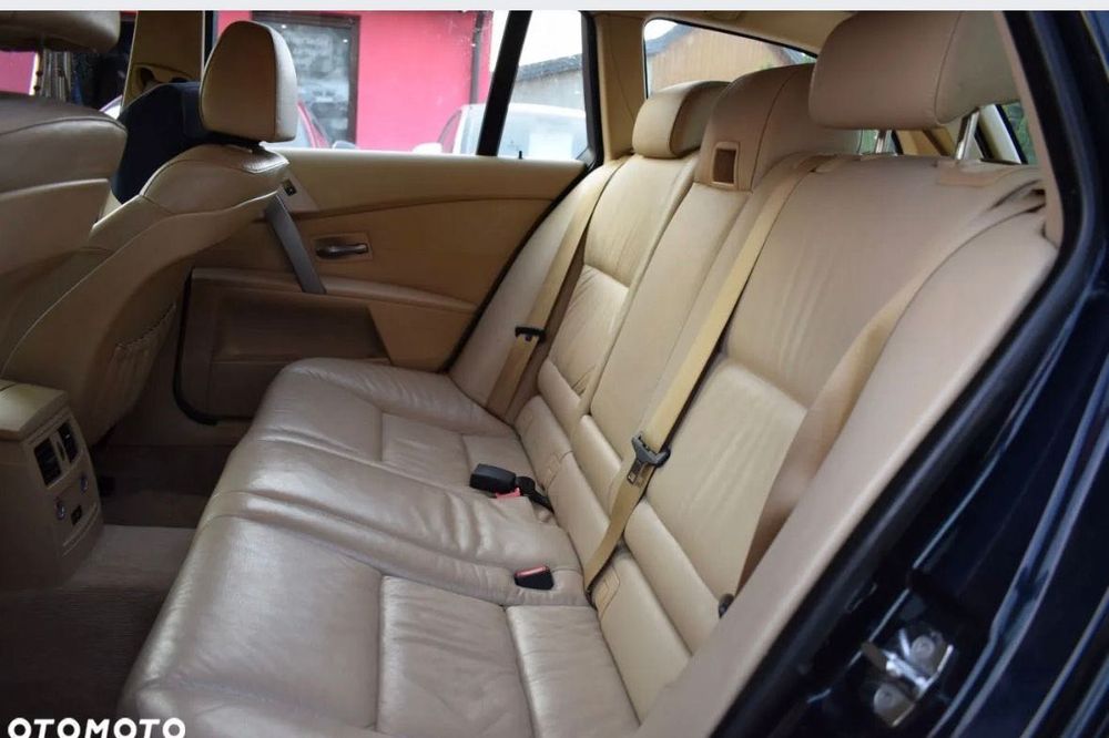 BMW e61 2.0D Mpakiet