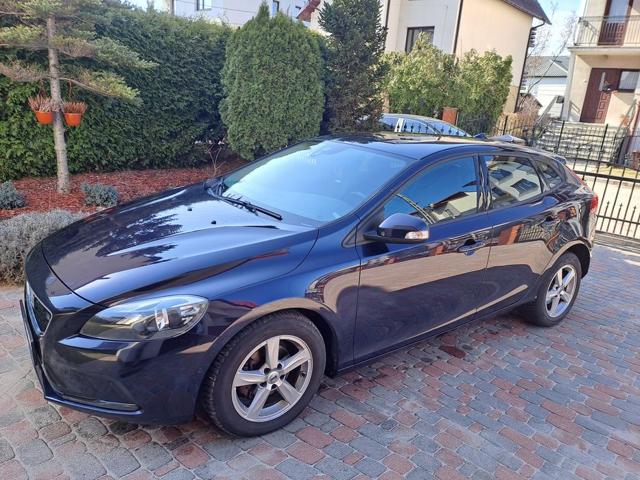 SPRZEDAM VOLVO V40 2.0 diesel