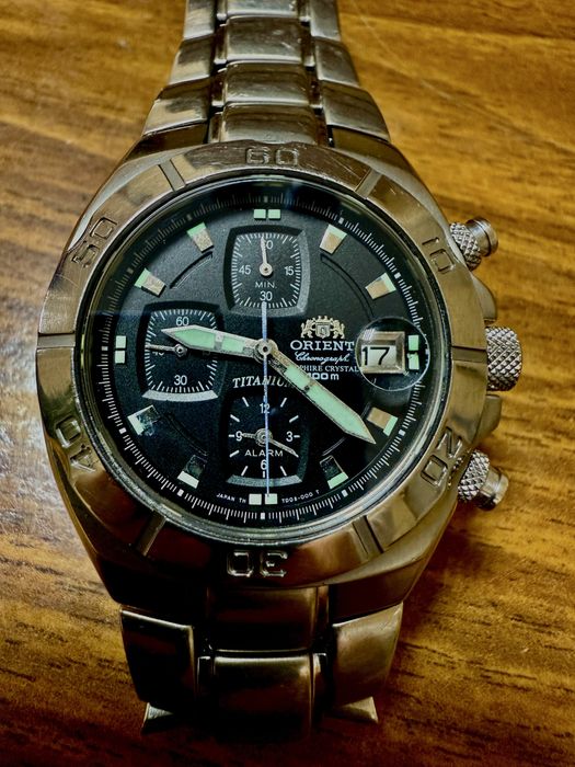 Часы Orient хронограф, титан, сапфир, винтаж