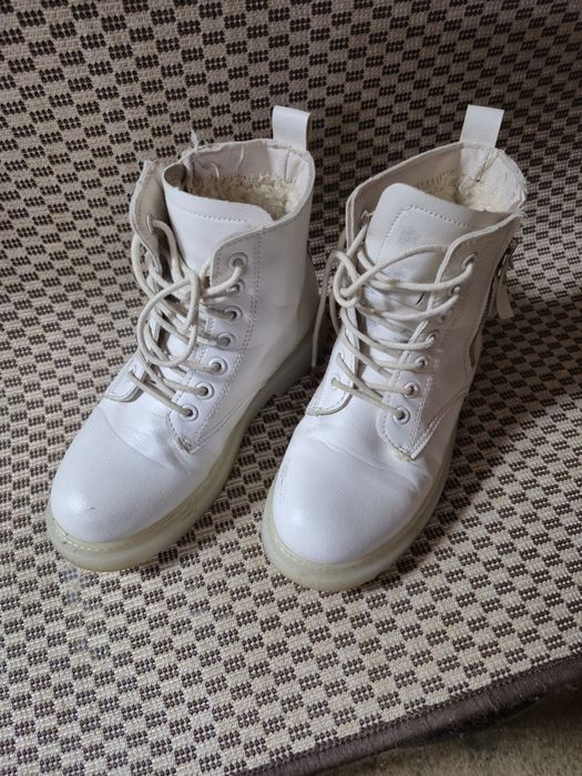 Взуття 36 - 37 розмір