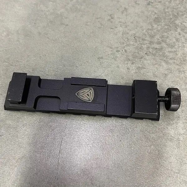 Швидкозйомна планка пікатіні для кріплення коліматора приціла АК 80мм