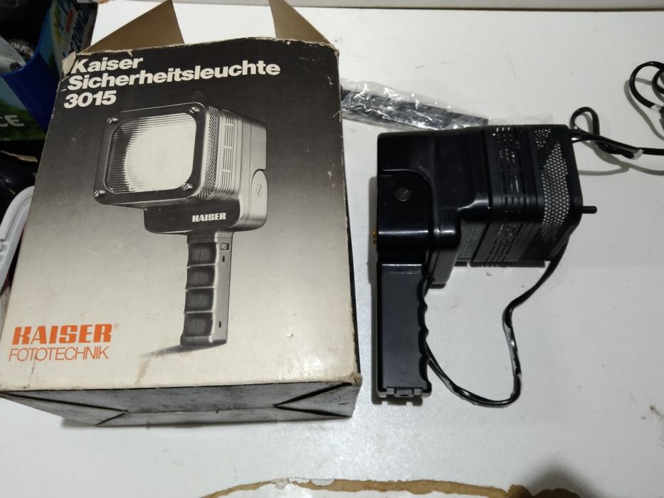 Lampa błyskowa KAISER 3015 jak nowa