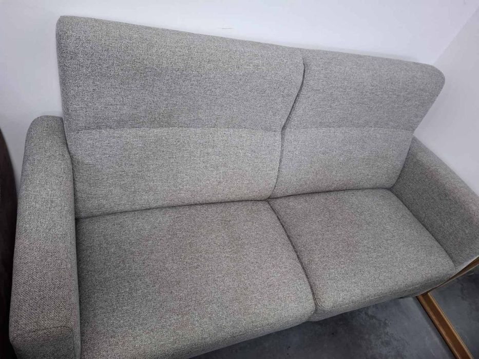 Стильний диван у сучасному дизайні (сірий меланж)
