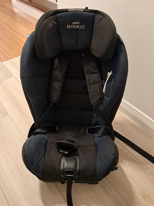 Fotelik Axkid Minikid RWF 9-25kg. Stan bdb!