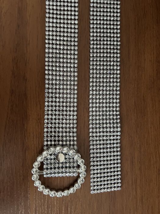 Жіночий ремінь зі стразами